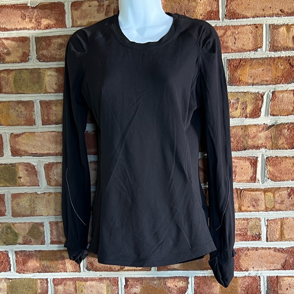 lululemon athletica heavy Midnight Black Long Sleeve active Tee w/ zip pocket. 6